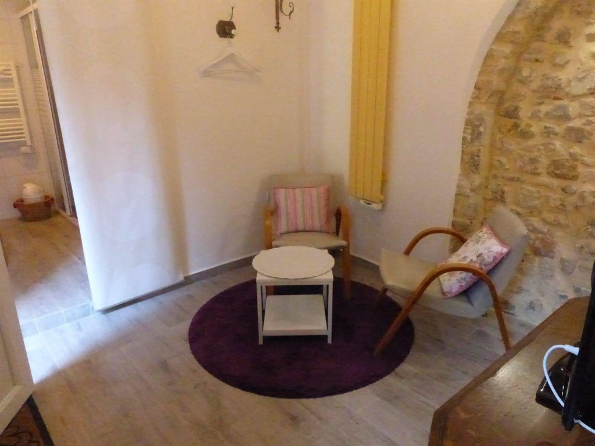 Bed & Breakfast D'hotes Logis De Saint Jean 2*